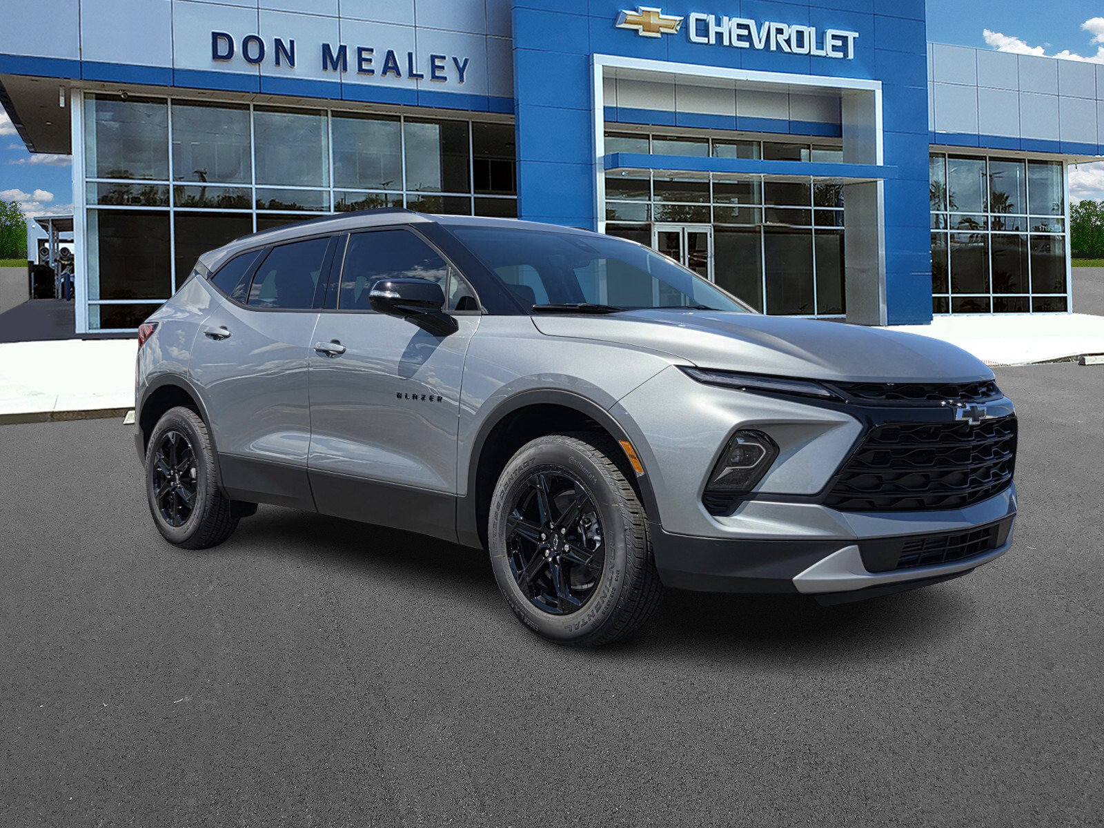 New 2026 Chevrolet Blazer LT w/ Sound & Technology Package FWD image 1
