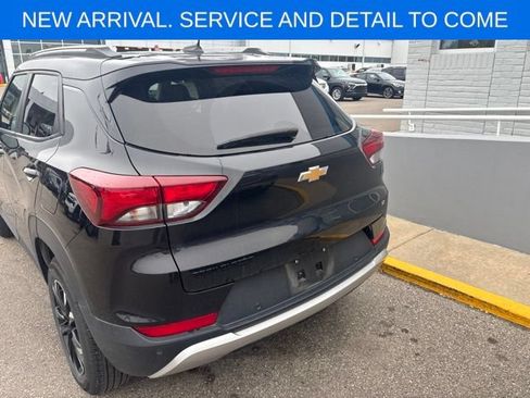 Certified 2022 Chevrolet TrailBlazer LT w/ Convenience Package FWD image 8