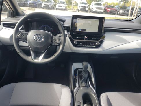 Used 2026 Toyota Corolla SE FWD image 10