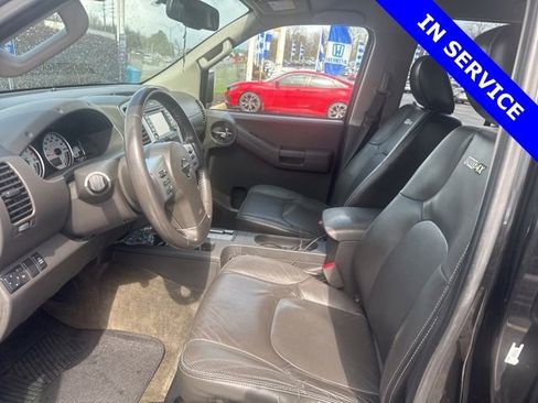 Used 2013 Nissan Xterra PRO-4X w/ Pro-4x Leather Pkg image 7
