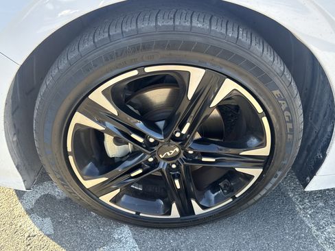 Used 2022 Kia K5 GT-Line w/ GT-Line FWD Premium Package image 9