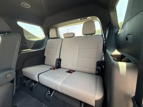 New 2026 Chevrolet Traverse LT FWD image 23
