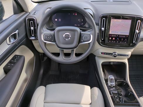 New 2026 Volvo XC40 B5 Plus w/ Protection Package Premier image 14