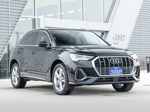 Used 2020 Audi Q3 2.0T Prestige w/ Prestige Package image 1