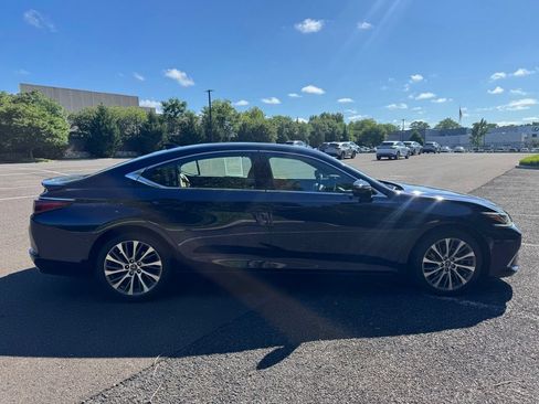 Used 2021 Lexus ES 350 w/ Premium Package FWD image 5