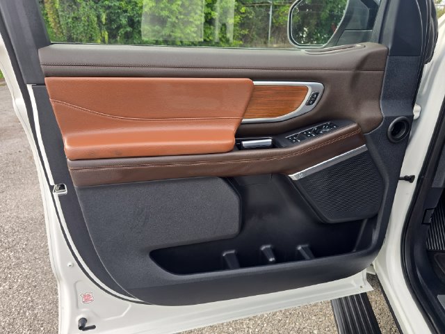 Used 2025 Ford Expedition King Ranch AWD/4WD image 10