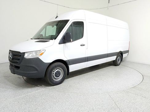 New 2025 Mercedes-Benz Sprinter 2500 image 1
