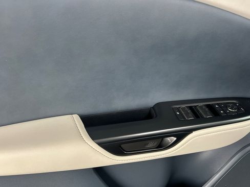 Used 2023 Lexus RZ 450e Premium w/ Technology Package image 12