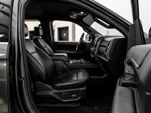 Used 2018 Ford Expedition Max XLT w/ Equipment Group 202A image 35