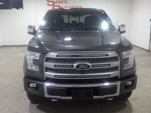 Used 2017 Ford F150 Platinum w/ Equipment Group 701A Luxury image 6