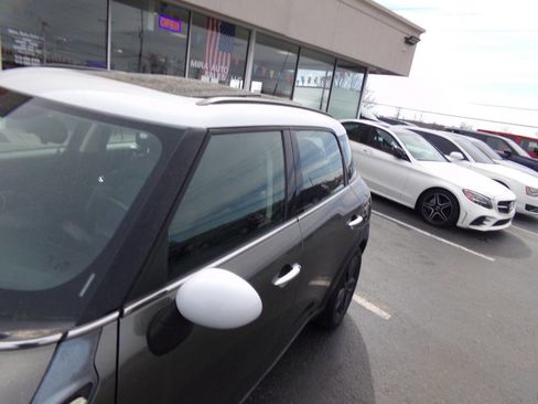 Used 2014 MINI Cooper Countryman S w/ Premium Package image 30