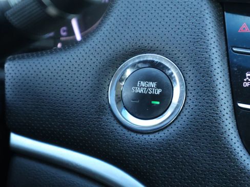 Used 2019 Cadillac XTS Luxury image 28