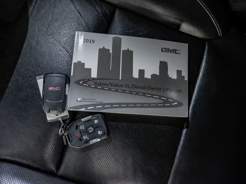 Used 2019 GMC Yukon SLT w/ Open Road Package image 69