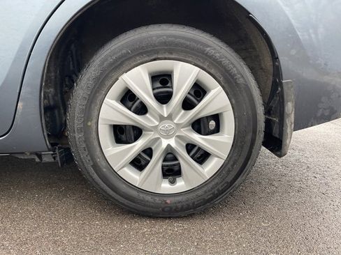 Used 2016 Toyota Corolla L image 12