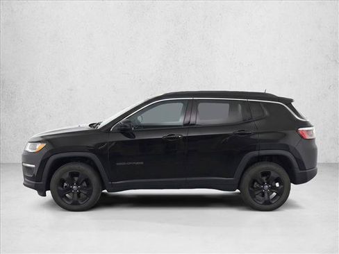 Used 2021 Jeep Compass Latitude w/ Convenience Group FWD image 4