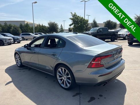 Used 2019 Volvo S60 T6 Momentum w/ Premium Package AWD/4WD image 7