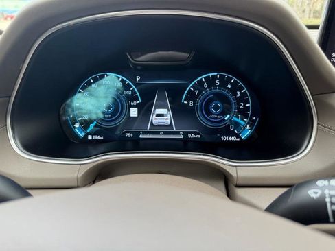 Used 2022 Genesis GV80 2.5T w/ Prestige Package 04 image 31