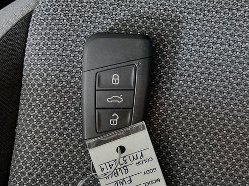Used 2023 Volkswagen Taos S FWD image 12