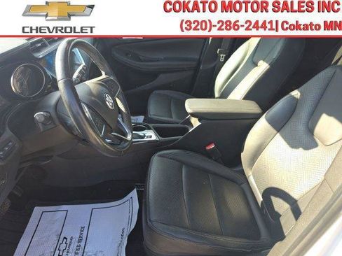 Used 2020 Buick Encore GX Essence w/ Experience Buick Package AWD/4WD image 11