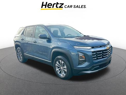 Used 2025 Chevrolet Equinox LT image 1