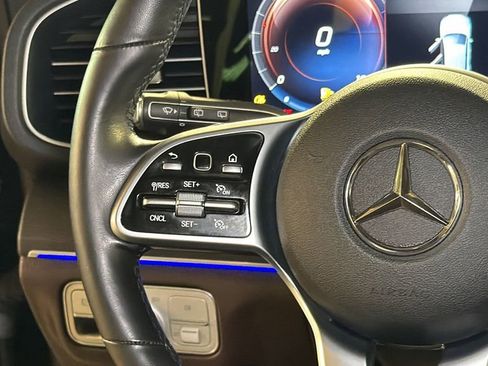 Used 2022 Mercedes-Benz GLE 350 4MATIC w/ Premium Package image 22