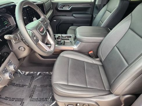 Used 2024 GMC Sierra 1500 SLT w/ SLT Premium Package AWD/4WD image 8