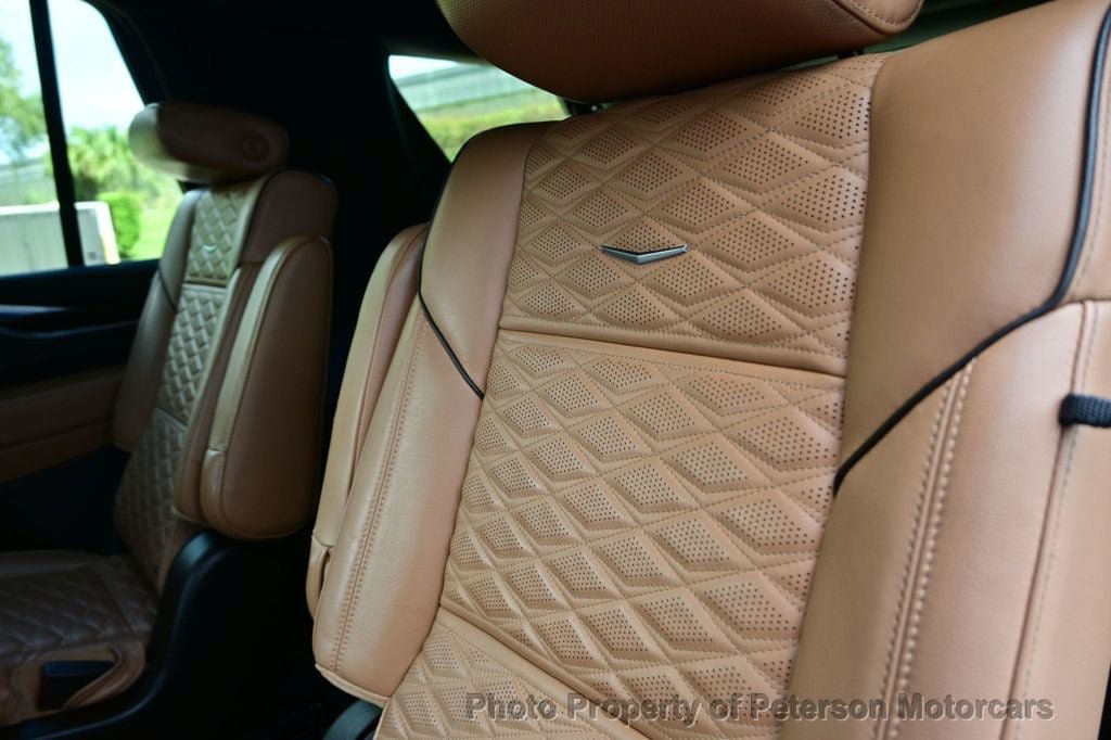 Used 2021 Cadillac Escalade Premium Luxury RWD image 46