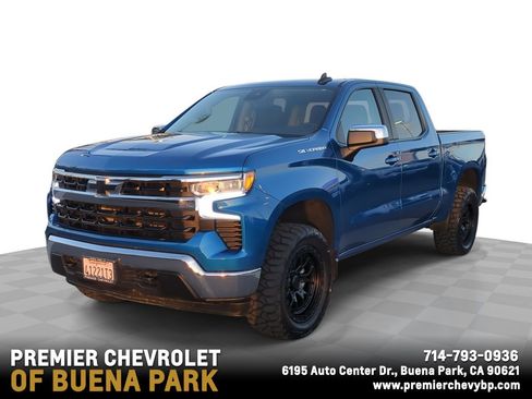 Used 2022 Chevrolet Silverado 1500 LT w/ Protection Package AWD/4WD image 1