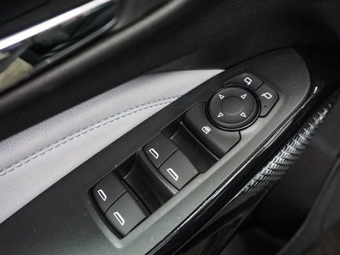 New 2026 Chevrolet Trax LT FWD image 6