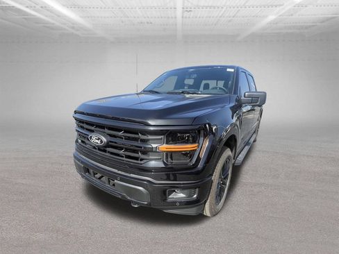 New 2026 Ford F150 XLT w/ Equipment Group 302A MID AWD/4WD image 9