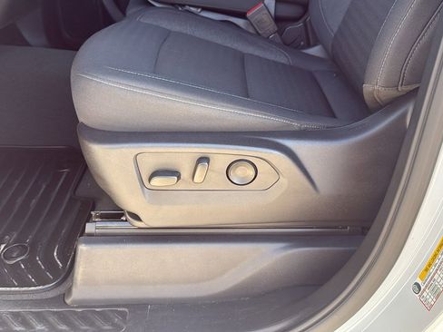 Used 2024 Chevrolet Silverado 1500 Custom image 10