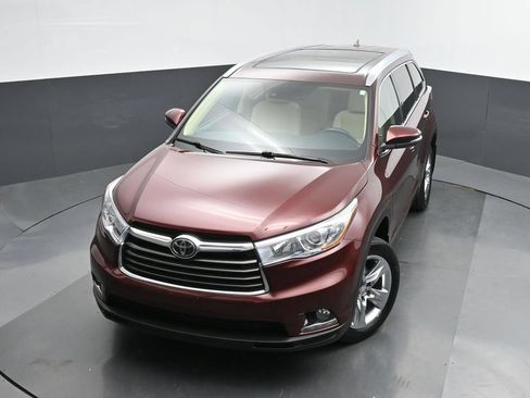Used 2014 Toyota Highlander Limited Platinum AWD/4WD image 41
