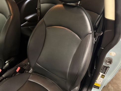 Used 2011 MINI Cooper S image 30