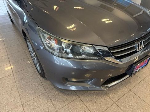 Used 2015 Honda Accord Sport image 8