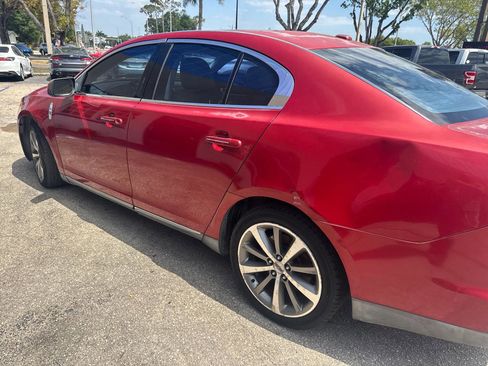 Used 2009 Lincoln MKS FWD image 3