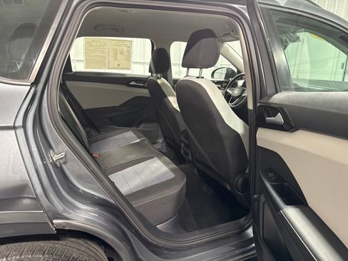 Used 2025 Volkswagen Taos S AWD/4WD image 14