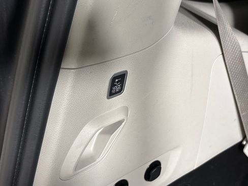 Used 2022 Jeep Wagoneer Series II RWD image 25