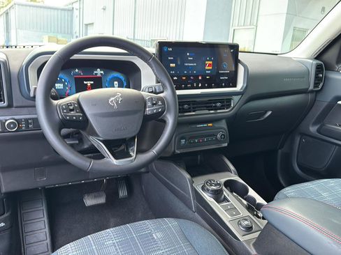 New 2025 Ford Bronco Sport Heritage w/ Convenience Package image 23