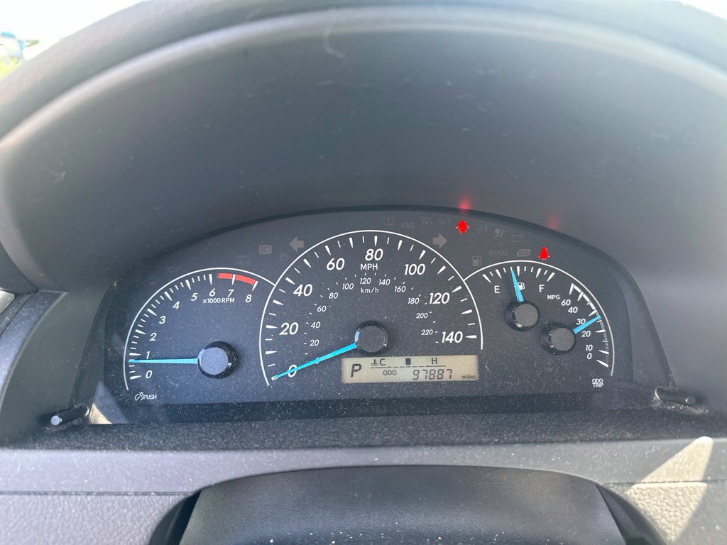 Used 2012 Toyota Camry FWD image 12