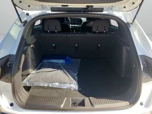 New 2026 Chevrolet Trax RS image 11