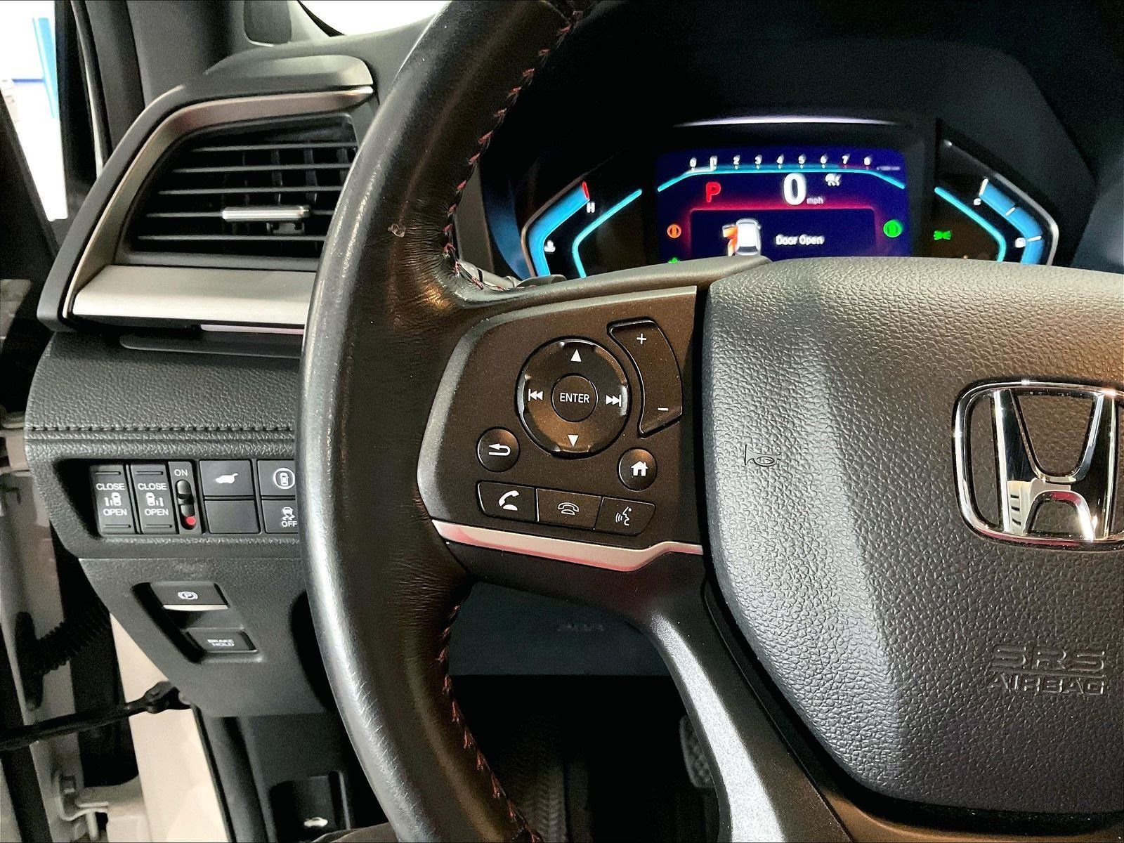 Used 2024 Honda Odyssey Sport image 11