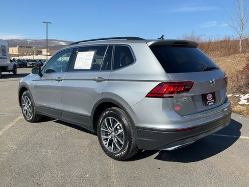 Used 2019 Volkswagen Tiguan SE w/ Panoramic Sunroof Package image 32