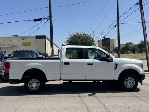 Used 2022 Ford F250 XL w/ Power Equipment Group AWD/4WD image 4