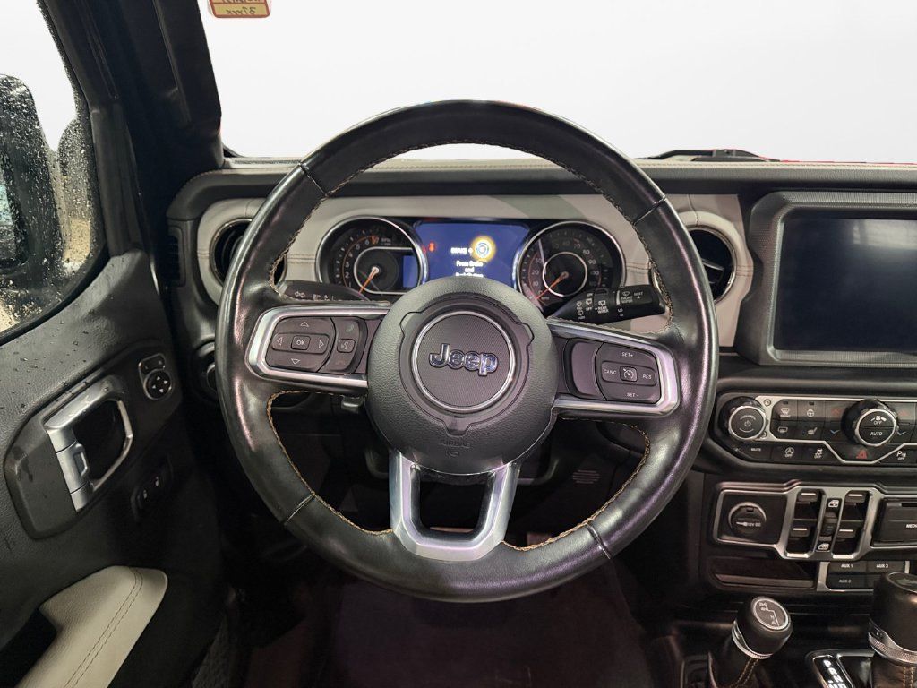 Used 2022 Jeep Wrangler Unlimited Sahara AWD/4WD image 14