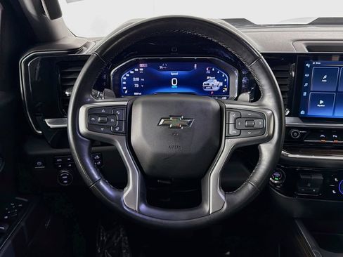 Used 2024 Chevrolet Silverado 1500 LT Trail Boss w/ LT Trail Boss Premium Package AWD/4WD image 11