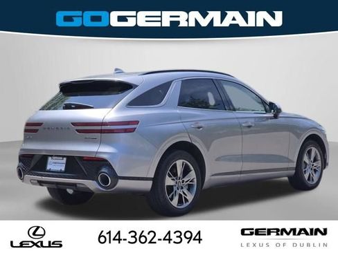 Used 2022 Genesis GV70 3.5T Sport AWD/4WD image 7