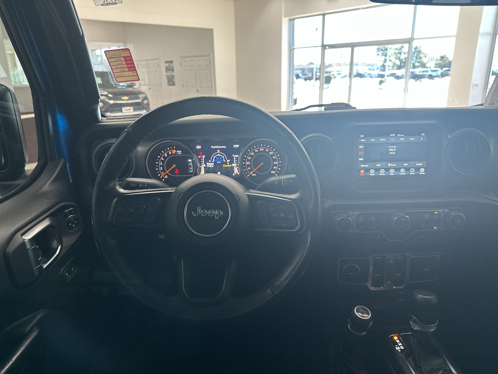 Used 2023 Jeep Gladiator Sport AWD/4WD image 9