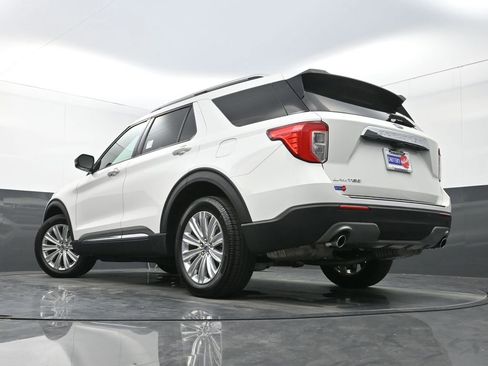 Used 2022 Ford Explorer Limited w/ Equipment Group 301A image 31