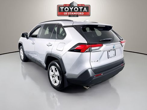 Used 2021 Toyota RAV4 XLE w/ Convenience Package image 5