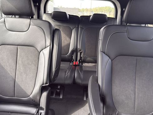 New 2025 Jeep Grand Cherokee L Altitude image 26